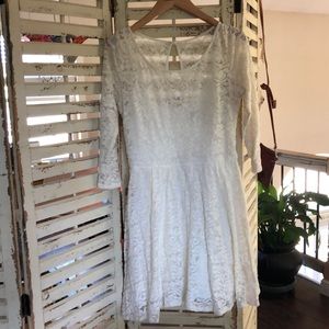 Abercrombie & Fitch Dresses - Abercrombie dress, ivory. Abercrombie & Fitch Dresses - Abercrombie dress, ivory.